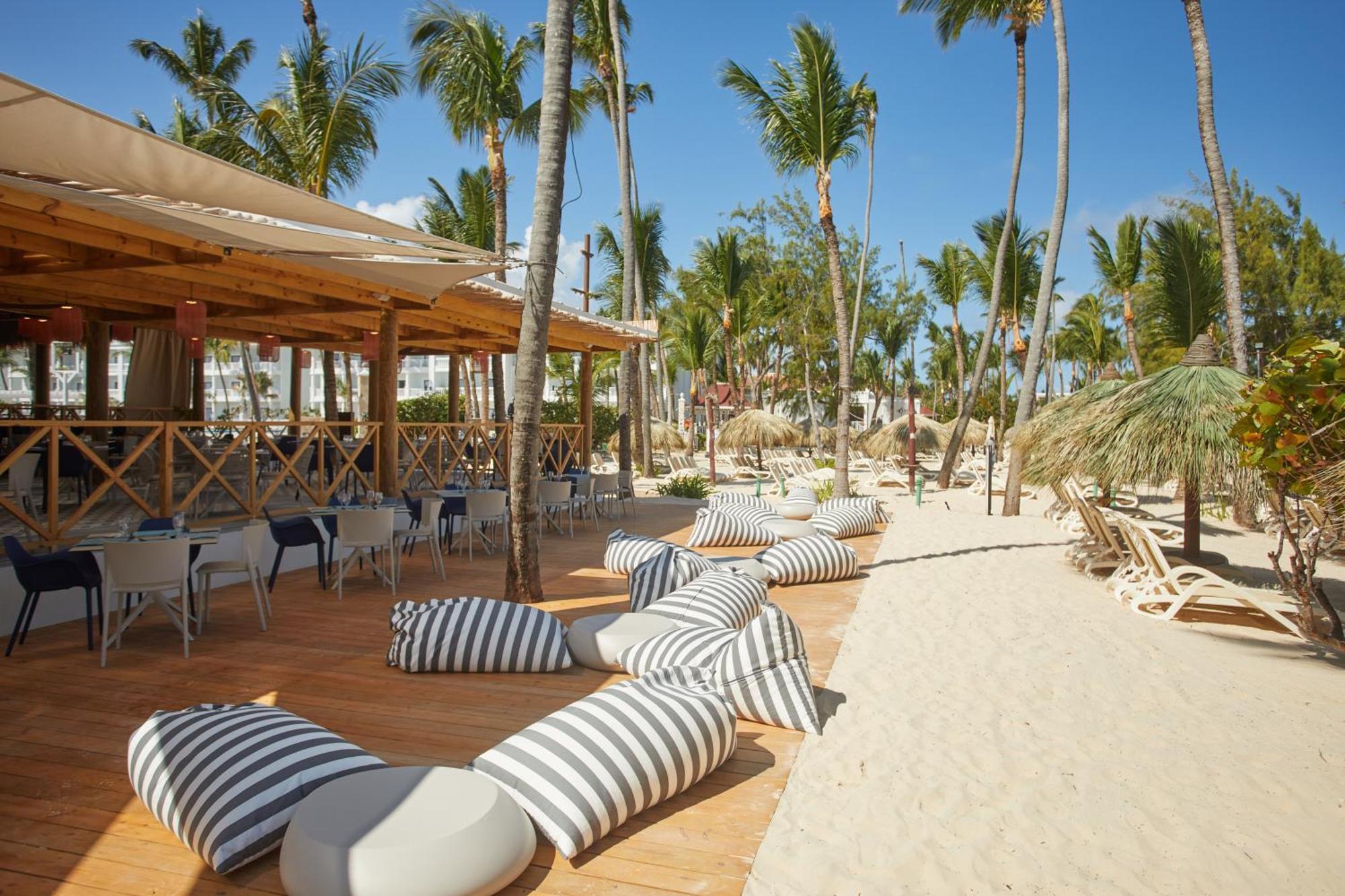 บาเอีย ปรินซิเป ลักชัวรี เอสเมรัลดา - ออล อินคลูซีฟ Hotel ปุนตากานา ภายนอก รูปภาพ